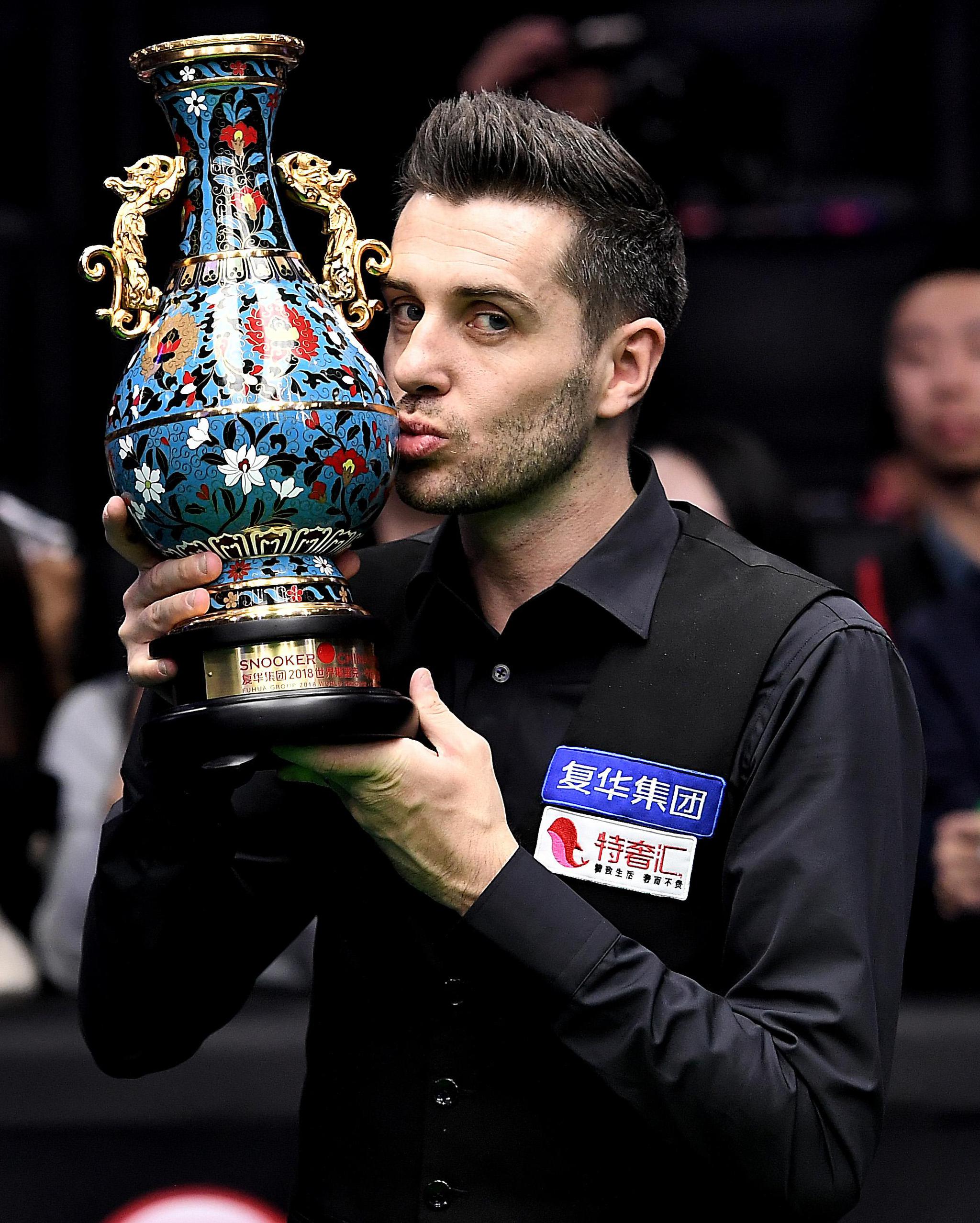 尽管塞维利 尽管塞维利